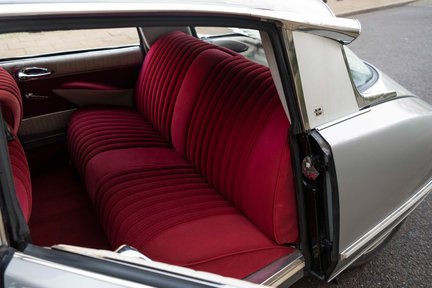 Citroen DS 21 EFI Pallas 27