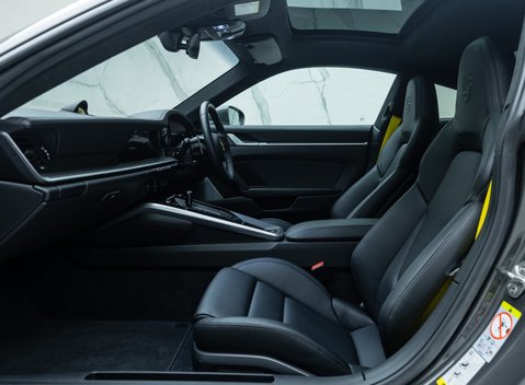 Porsche 911 Turbo S (992) 18