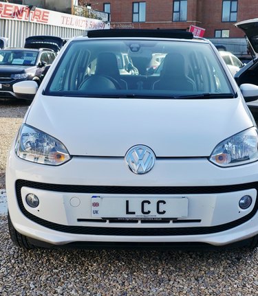 Volkswagen Up HIGH UP.. AUTOMATIC.. GLASS E/SUNROOF.10 MAIN DEALER SERVICES..ONE OWNER..  3