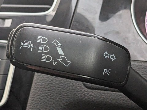 Volkswagen Golf GT TSI ACT BLUEMOTION TECHNOLOGY DSG 26