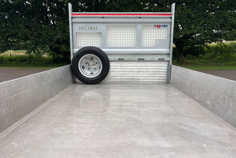 Isuzu Grafter N35.125T Toolbox Tipper 13