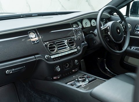 Rolls-Royce Wraith Black Badge 14