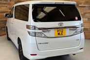 Toyota Vellfire V6 L Edition 4