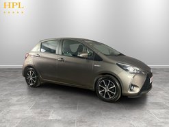 Toyota Yaris 1.5 VVT-h Icon Tech Hatchback 5dr Petrol Hybrid E-CVT Euro 6 (s/s) (100 ps)