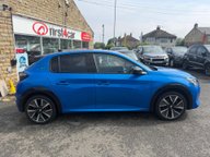 Peugeot e-208 GT PREMIUM 9