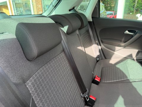 Volkswagen Polo 1.4 TDI BlueMotion Tech SEL Euro 6 (s/s) 5dr 23