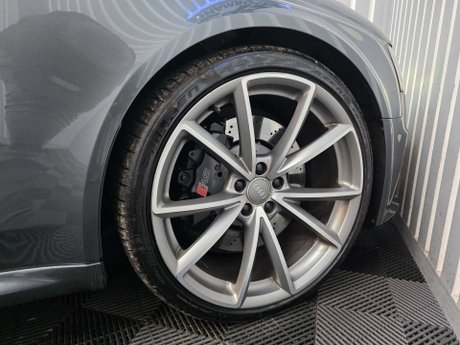 Audi RS4 4.2 FSI V8 Estate 5dr Petrol S Tronic quattro Euro 5 (450 ps) 25