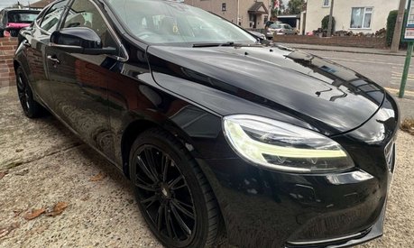 Volvo V40 1.5 V40 Inscription Edition T3 Auto 5dr