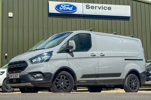 Ford Transit Custom SWB L1H1 Low Roof Trail 300 Air Con Alloys Cam Sensors EURO 6 NO VAT