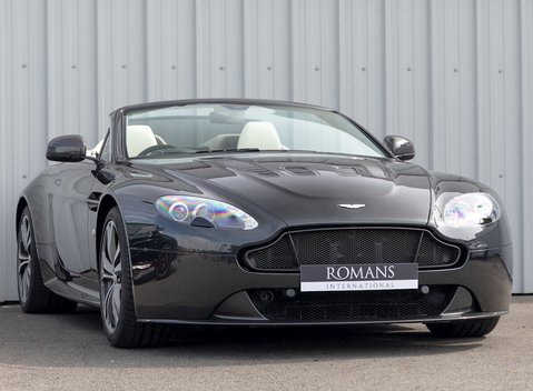Aston Martin V12 Vantage S Roadster 1
