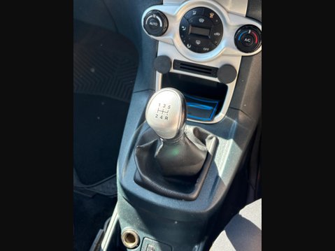 Ford Fiesta 1.6 Titanium 5dr 18