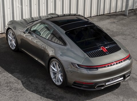 Porsche 911 Carrera (992) 9