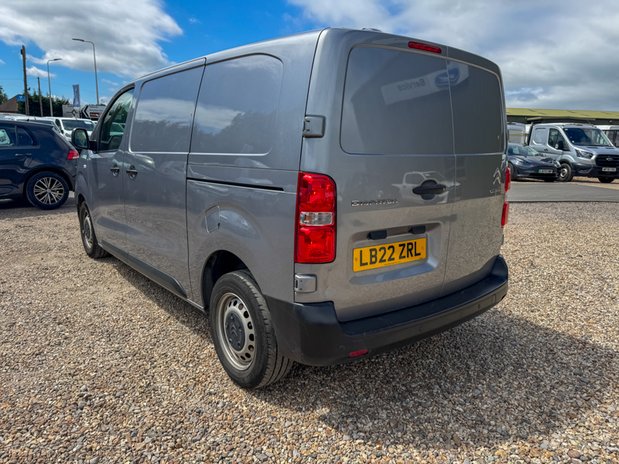 Citroen Dispatch AUTO MWB L2H1 Low Roof Prime 3100 Air Con Sensors EURO 6 10