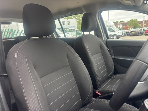 Dacia Sandero (Sold) 0.9 TCe Comfort Hatchback 5dr Petrol Manual Euro 6 11