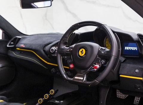 Ferrari 488 Pista 9