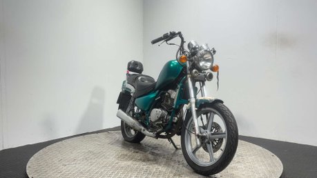 Hyosung Cruise 2002 31K PROJECT BIKE CRUISER 125CC SPARES OR REPAIR 2