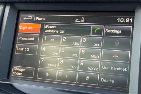 Land Rover Discovery 3.0 Discovery HSE SDV6 Auto 4WD 5dr 52