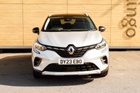 Renault Captur TECHNO E-TECH 5
