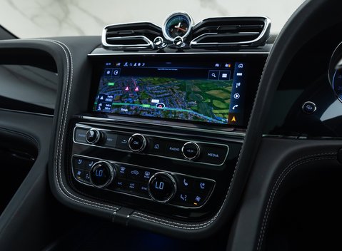 Bentley Bentayga V8 First Edition 27