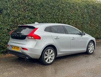 Volvo V40 2.0 T3 Inscription Hatchback 5dr Petrol Manual Euro 6 (152 ps) 4