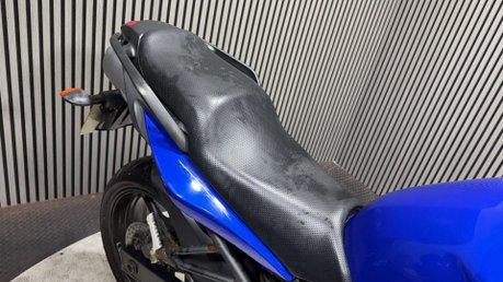 Yamaha FZ 2006 36K GOOD RUNNING PROJECT BIKE SPARES OR REPAIR 600CC 14