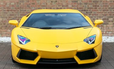 Lamborghini Aventador LP700-4 4