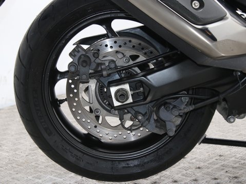 Yamaha Tmax XP 530 D-A TMAX DX 22