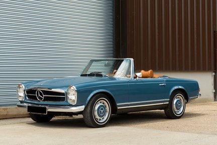 Mercedes-Benz SL 280 Pagoda 1