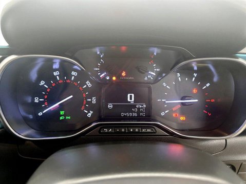 Citroen C3 1.2 PureTech Shine Plus Hatchback 5dr Petrol Manual Euro 6 (s/s) (110 ps) 14
