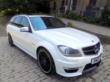 Mercedes-Benz C Class 6.3 C63 V8 AMG Edition (457bhp)