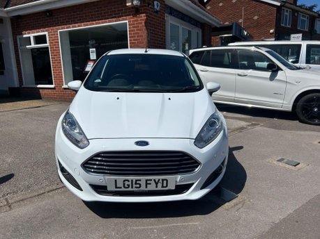 Ford Fiesta TITANIUM X 9
