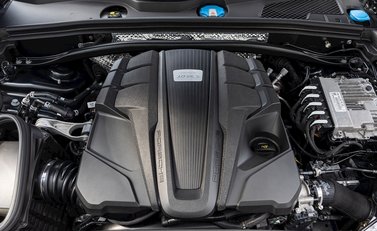 Porsche Macan S 30