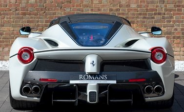 Ferrari LaFerrari Aperta 5