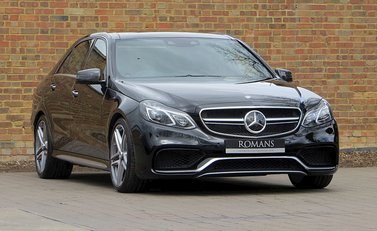 Mercedes-Benz E Class S AMG 1