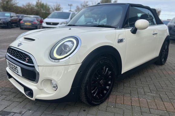 Mini Convertible COOPER S CLASSIC AUTO CONVERTIBLE 11