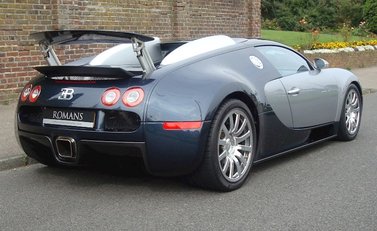 Bugatti Veyron 16.4 3