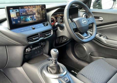 Nissan Juke DIG-T N-CONNECTA 2