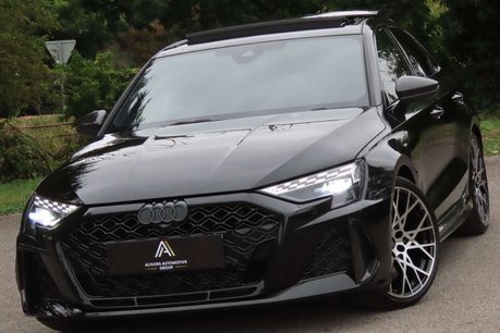 Audi RS3 2.5 TFSI Carbon Vorsprung Saloon 4dr Petrol S Tronic quattro Euro 6 (s/s) ( 1