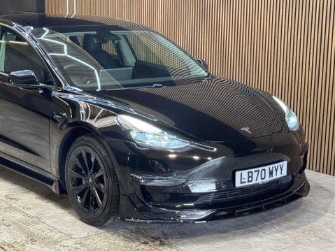Tesla Model 3 Model 3 Long Range AWD 4WD 4dr 17