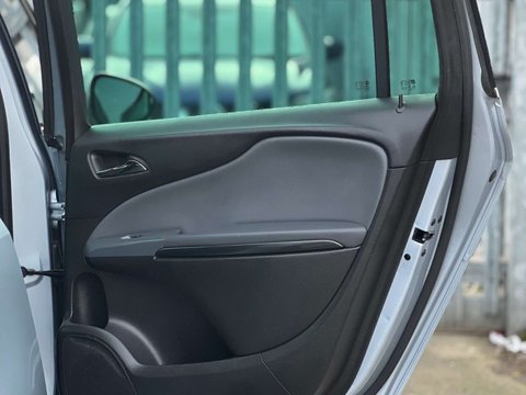 Vauxhall Zafira 2.0 Zafira Tourer SE CDTi 5dr 56