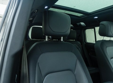 Land Rover Defender 110 P400E X-DYNAMIC HSE URBAN WIDETRACK 12