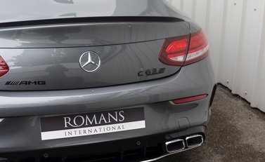 Mercedes-Benz C63 C63 S Premium Plus 25
