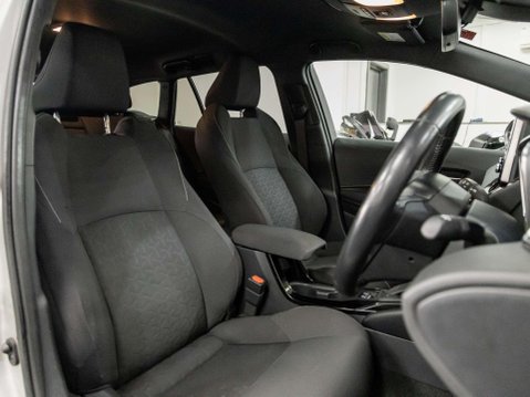 Toyota Corolla 1.8 VVT-h Design Touring Sports 5dr Petrol Hybrid CVT Euro 6 (s/s) (122 ps) 49