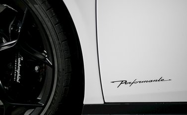 Lamborghini Huracan Performante 29