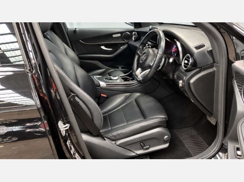 Mercedes-Benz GLC 2.1 GLC 220 D 4Matic AMG Line Auto 4WD 5dr 9
