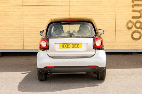 Smart Fortwo Coupe PRIME PREMIUM T 6