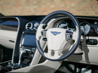 Bentley unveil their most extreme road car ever – the GT3-R