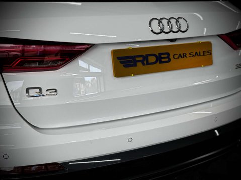 Audi Q3 2.0 Q3 Black Edition 35 TDI Semi-Auto 5dr 21