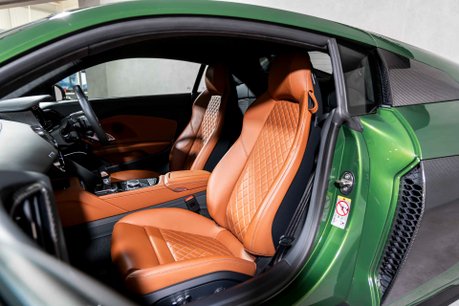 Audi R8 V10 PERFORMANCE EDITION. RWD. SONOMA GREEN. CARBON EXT. FULL PPF. B&O. 21