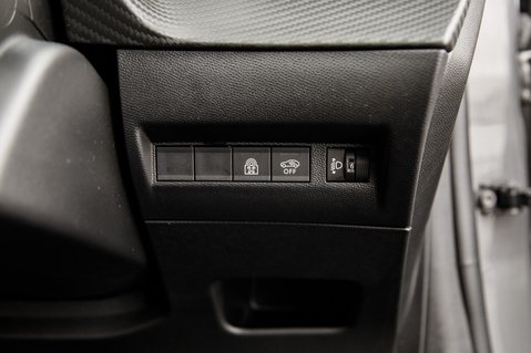 Peugeot 208 PURETECH ALLURE S/S 15